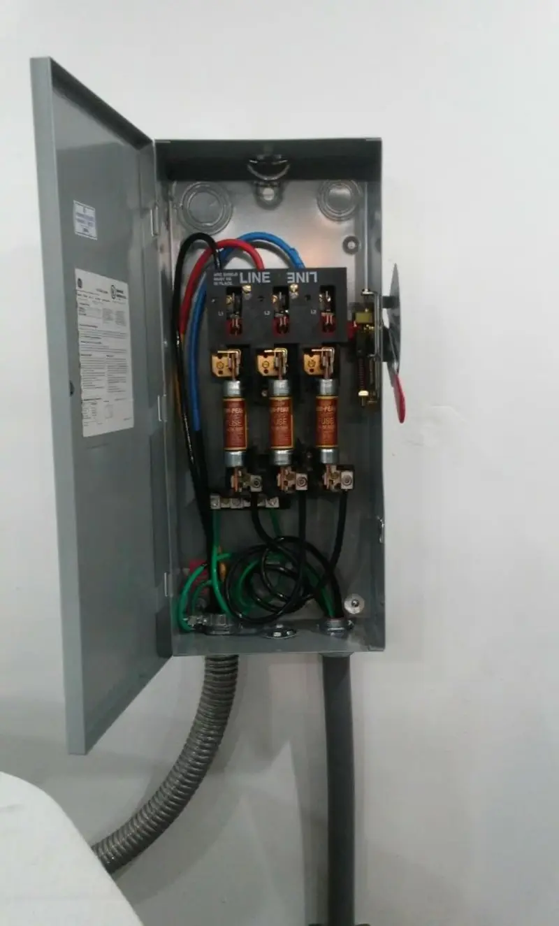Three-phase disconnect switch installed for Electrical Wiring & Rewiring in Copperopolis
